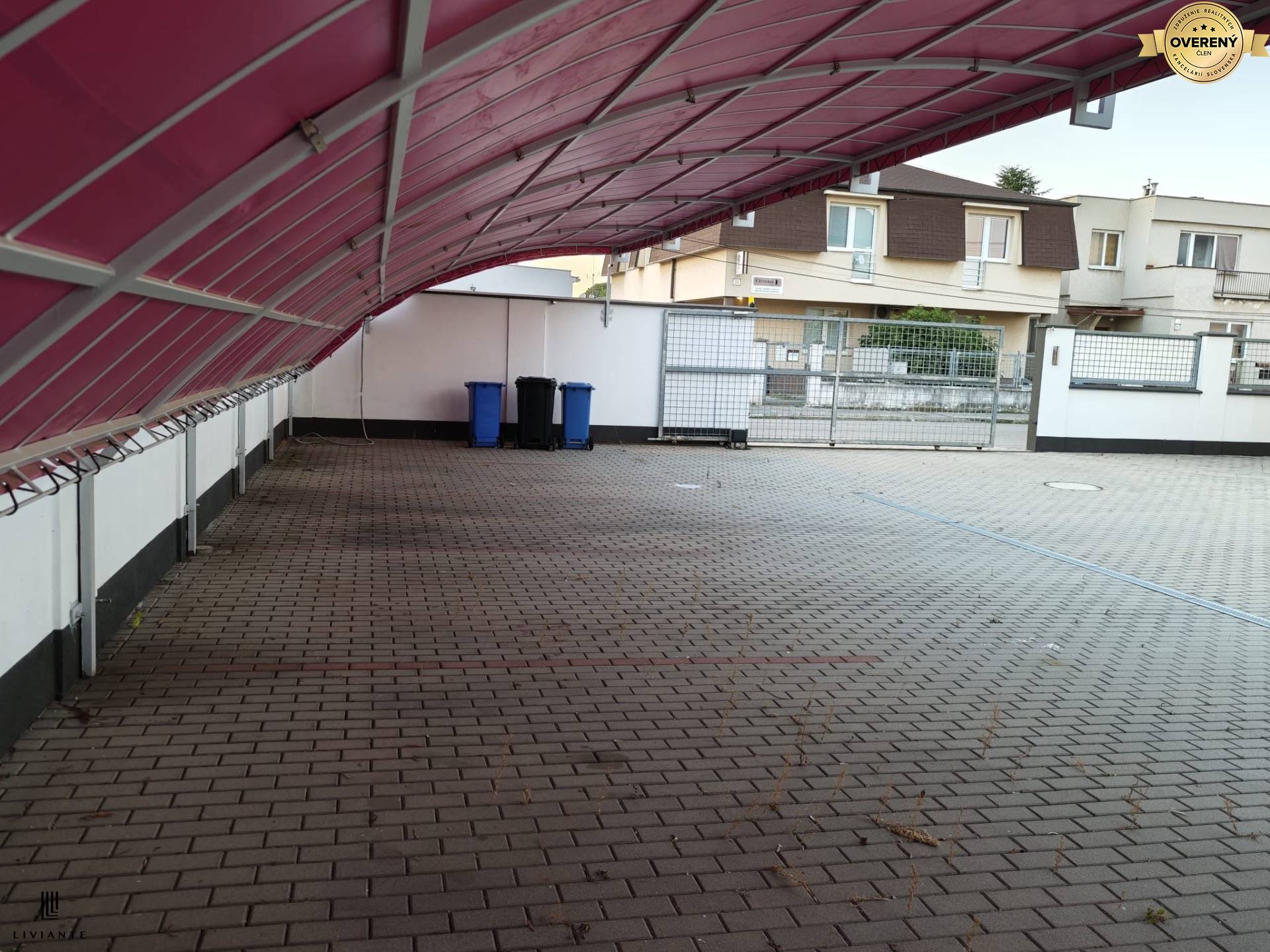 Odbojarska 33_Trnava.JPG