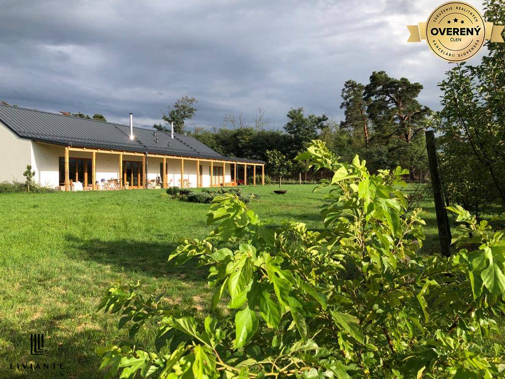 Foto2_ovocny sad_Lab.jpeg