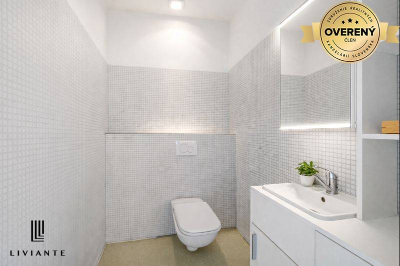 Lab_Ovocny sad_32.jpg