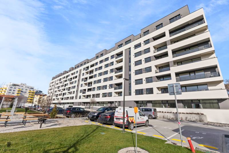 2izb_byt_Bazova6C_20230317_028.jpg